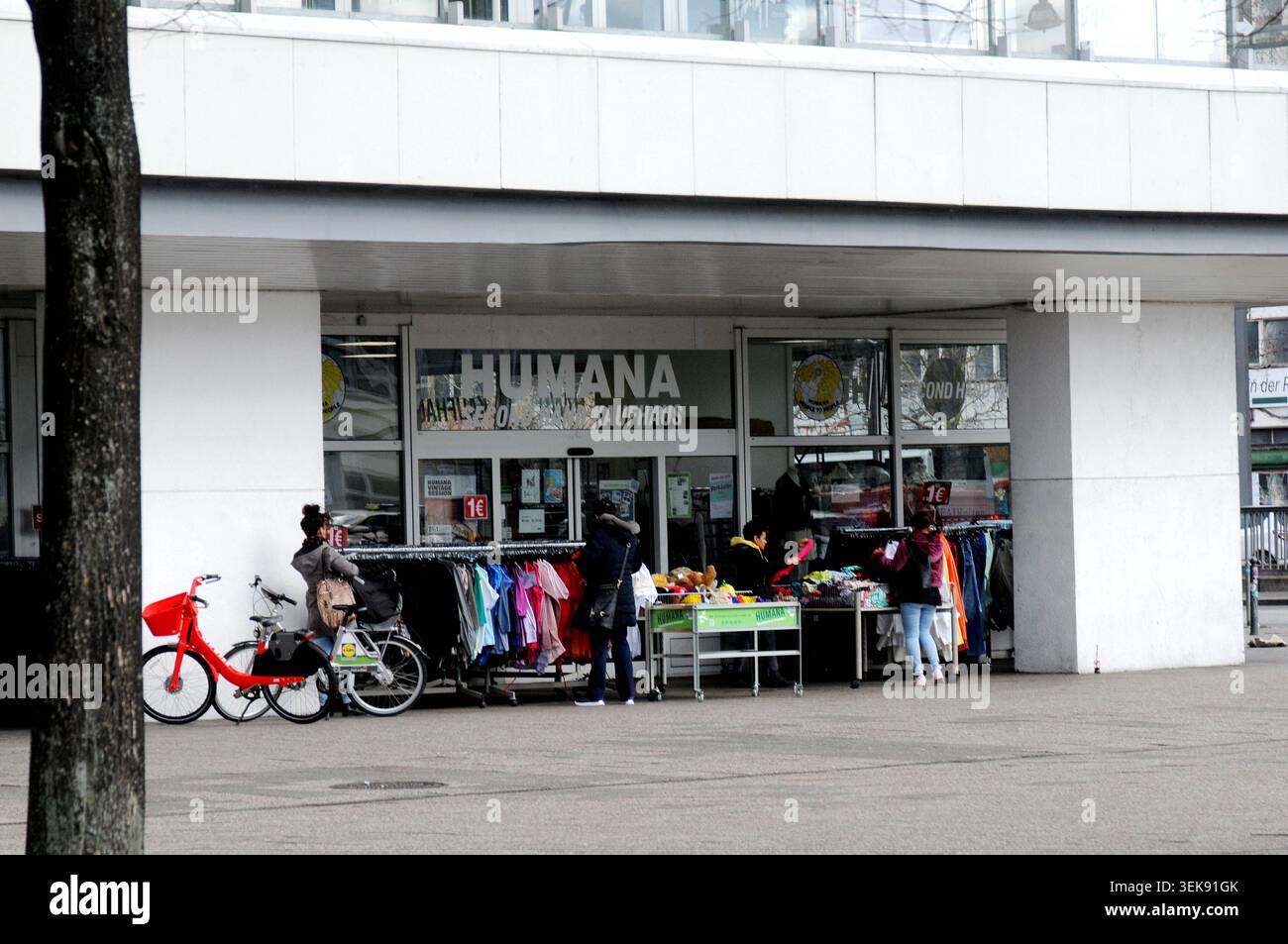 Berlin Germany 07 March 2019 Humana Second Hand Store On Photo Inspiration