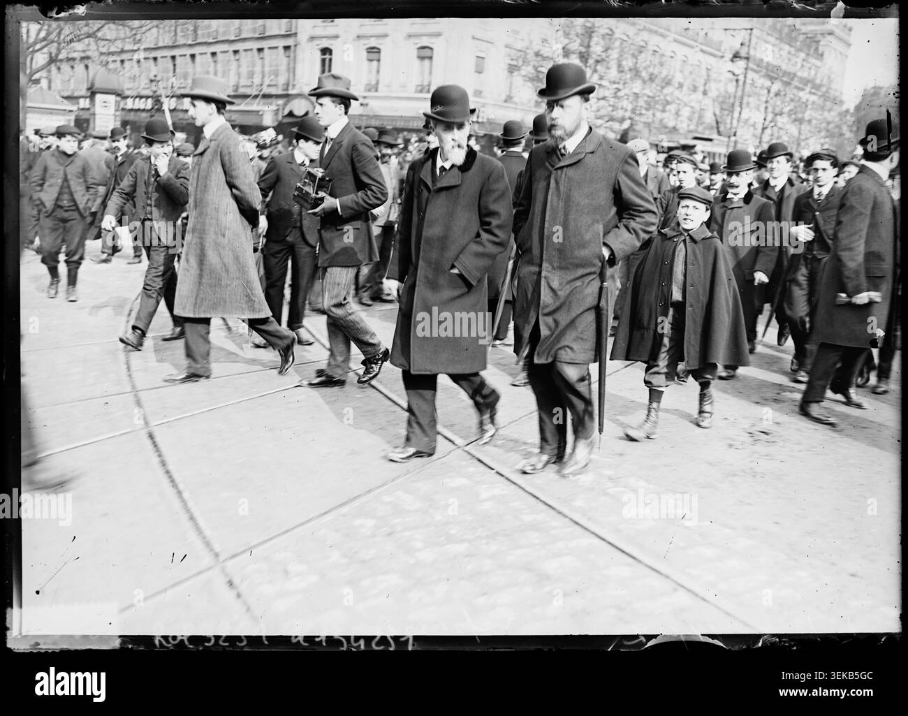 On 1 May 1907 Louis Lépine, police chief, participates in Labor Day events in Paris. Agence Rol issued this silver gelatin press photograph documenting civic ceremonies and public service activities in France. Stock Photo