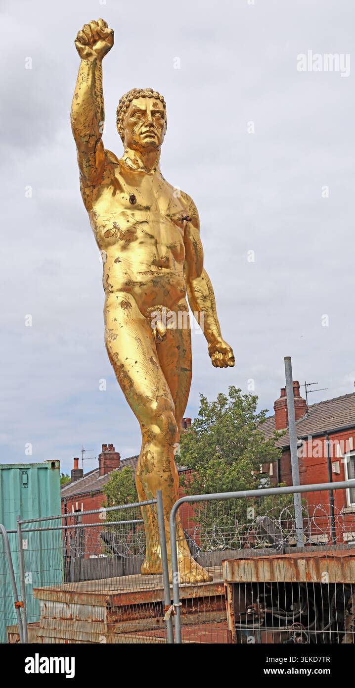 Roman gladiator Golden Balls figure at Bulldog Forge in Ince, Wigan, Greater Manchester, England, UK. Stock Photo