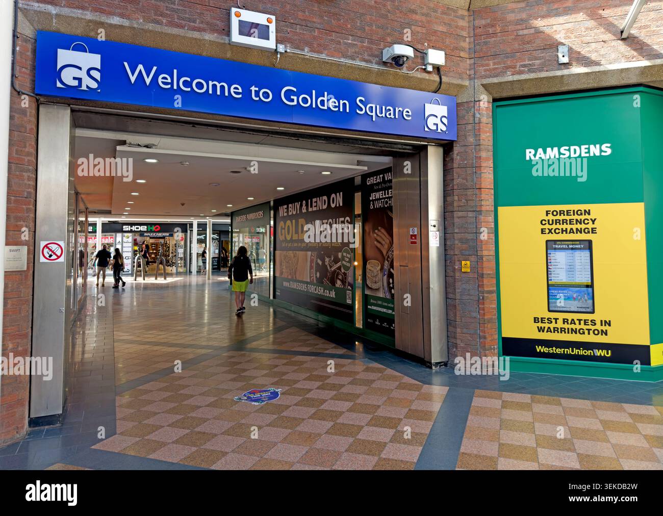 Welcome to Golden Square shopping centre entrance in Warrington, Cheshire, England, UK. Stock Photo