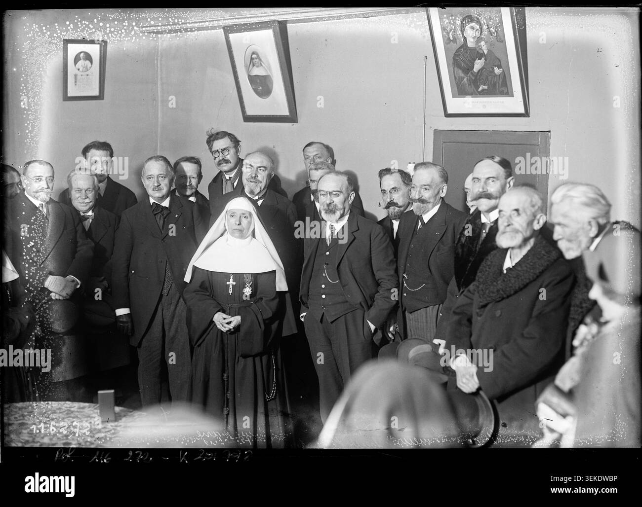 Sister Marie Perpétue receives the Legion of Honor on February 9, 1927 at Saint-Lazare Prison, Paris, attended by M. Sauraly and Justice Minister Barthou, captured by Agence Rol in a press photograph. Stock Photo