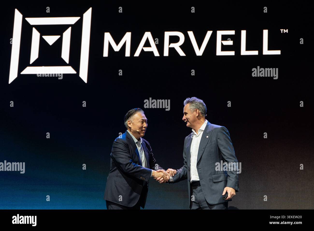 Matt Murphy, CEO of Marvell Technology Inc. and Tien Wu, CEO of ...