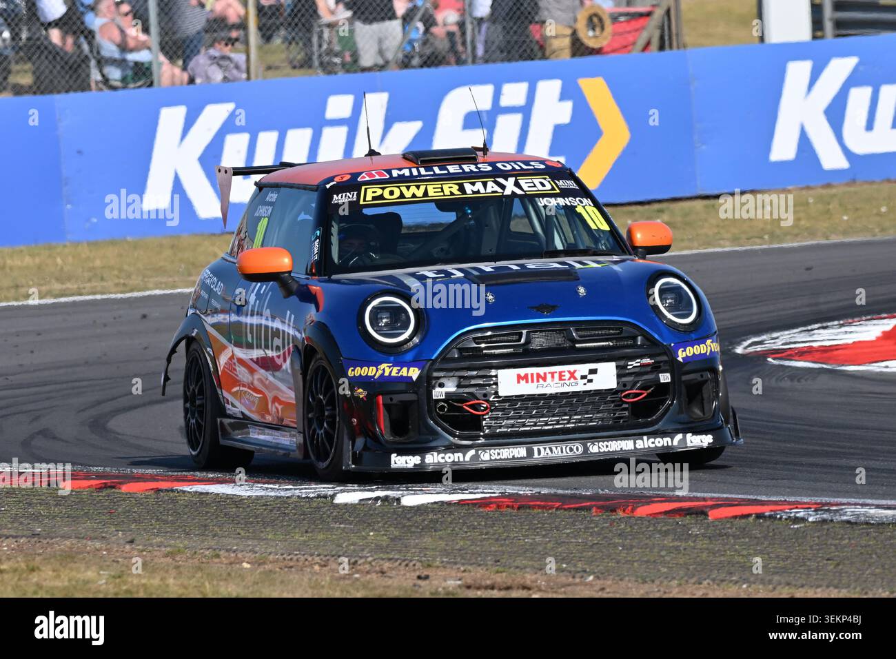 Mini 4wd Racers Archie johnson mini racing hi-res stock photography and images - Alamy