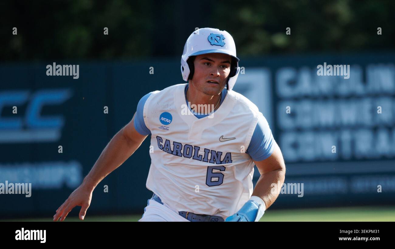 North Carolina's Macon Winslow (6) runs the bases during an NCAA ...