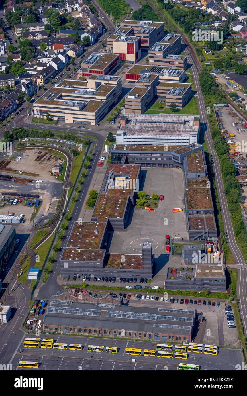 Luftbild, Hochschule Ruhr West - Campus Mülheim und Berufsfeuerwehr Hauptwache Broich, Broich - Ost, Mülheim, Ruhrgebiet, Nordrhein-Westfalen, Deutschland ACHTUNGxMINDESTHONORARx60xEURO *** Aerial view, Hochschule Ruhr West Campus Mülheim and professional fire department main station Broich, Broich Ost, Mülheim, Ruhr area, North Rhine-Westphalia, Germany ACHTUNGxMINDESTHONORARx60xEURO Stock Photo