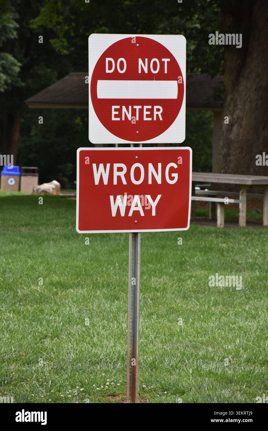 Wrong way do enter traffic sign hi-res stock photography and