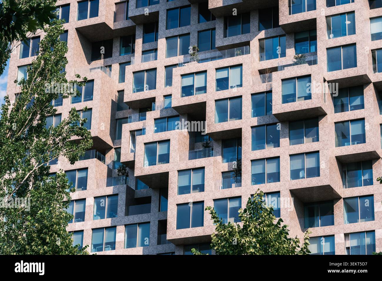 Staggered windows hi-res stock photography and images - Alamy