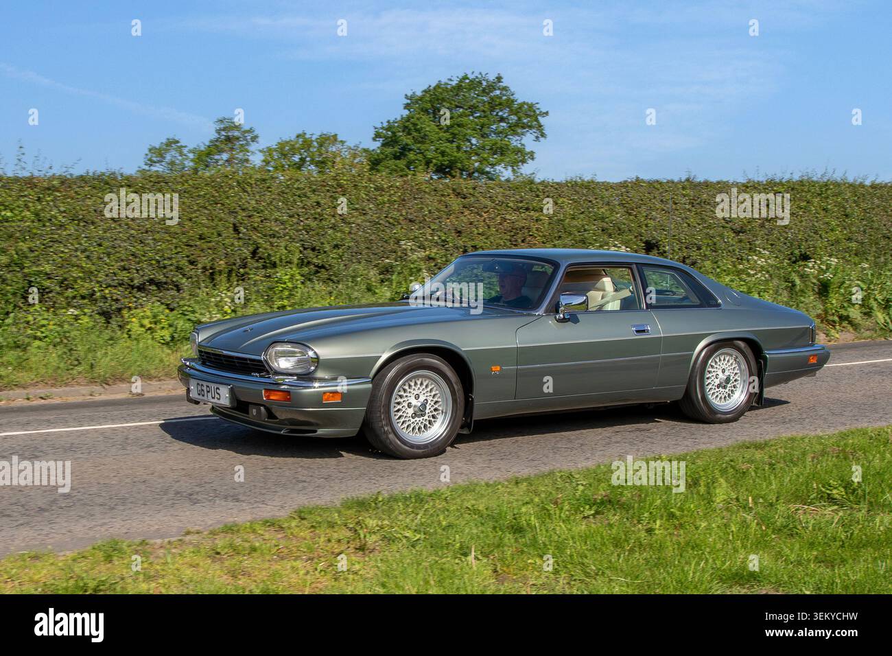 Transportation in nineties hi-res stock photography and images - Alamy