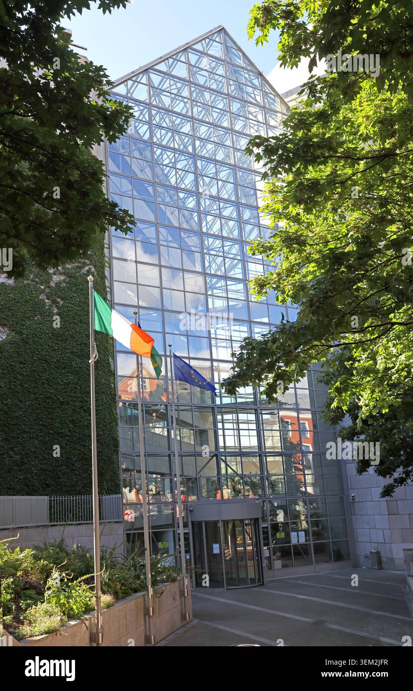 Dublin City Council Civic Offices at Wood Quay in Dublin 8, Ireland, seen through trees in summer. Stock Photo