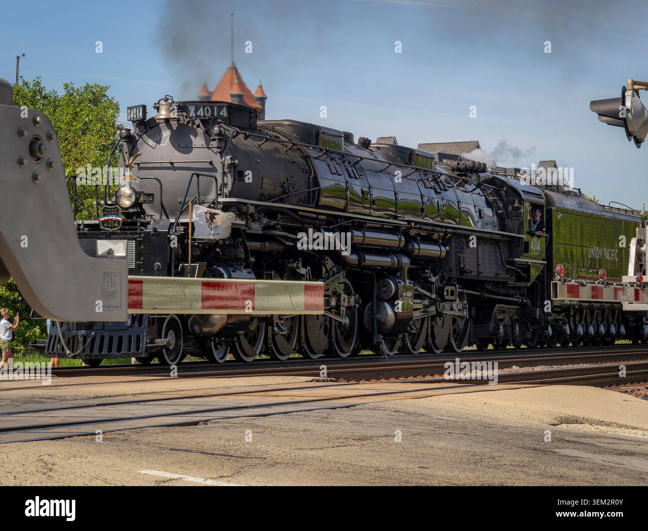 Union Pacific Big Boy 4014 steam locomotive engine passing a railroad ...