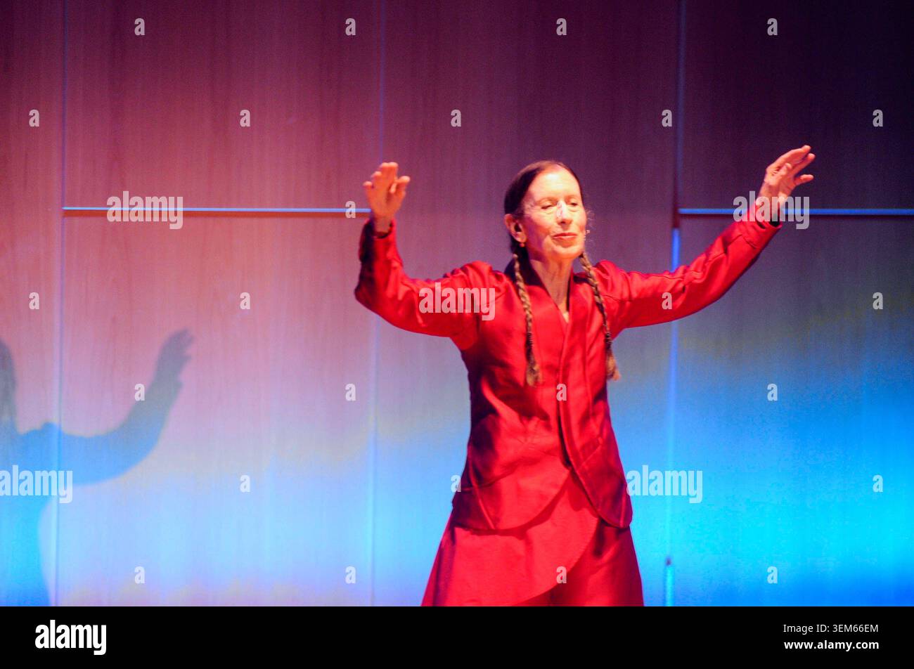 Meredith Singer Die amerikanische Jazz-Sängerin und Performance-Künstlerin Meredith ...