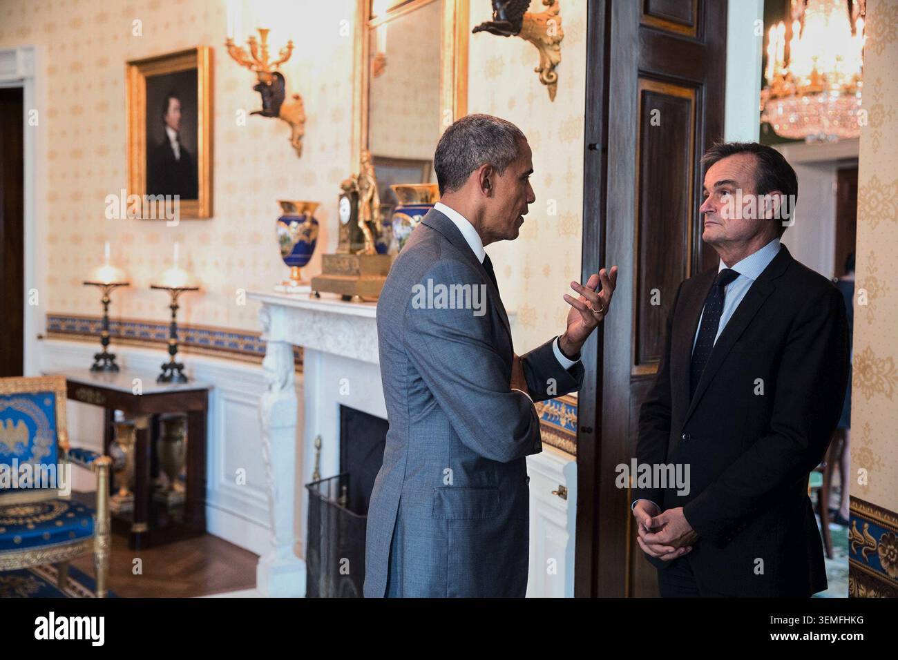 44th president of the united states hi-res stock photography and images ...
