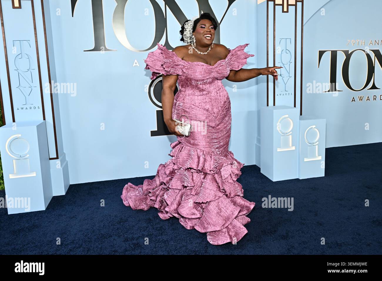 What is happening to the cost of Broadway musicals?