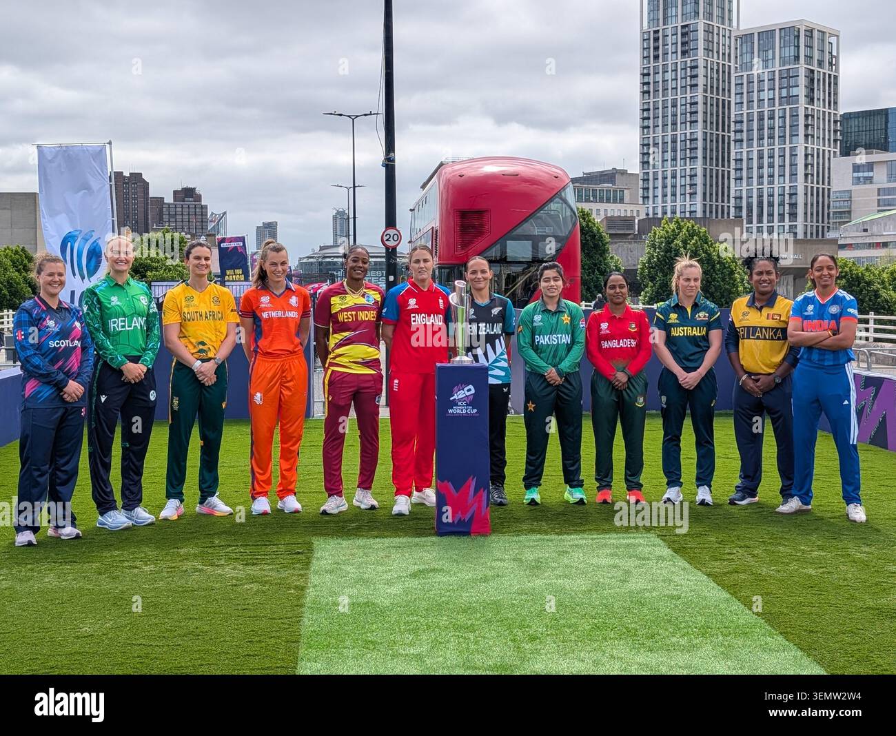London, UK. June 07, 2026: Captains' Carnival at Waterloo Bridge in London ahead of the ICC Women's T20 World Cup 2026. Stock Photo