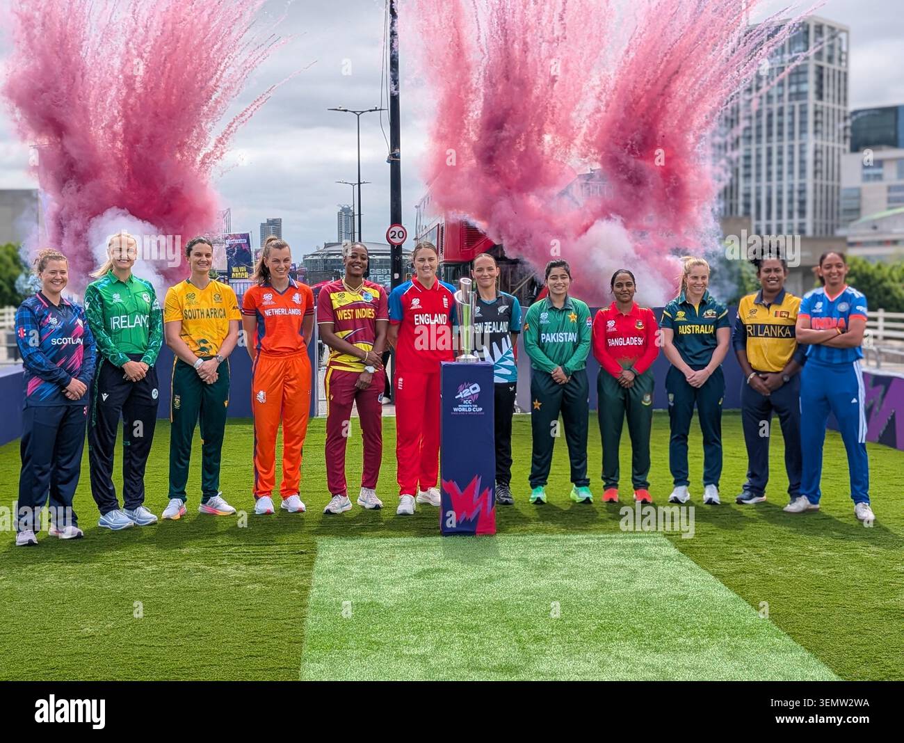 London, UK. June 07, 2026: Captains' Carnival at Waterloo Bridge in London ahead of the ICC Women's T20 World Cup 2026. - Smartphone Captured Stock Image