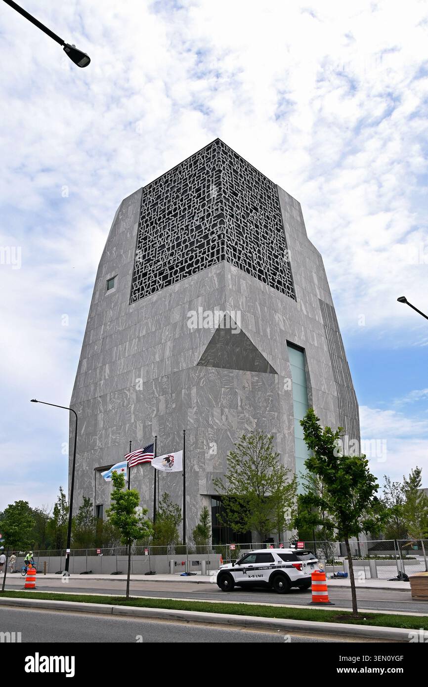 Obama Library Chicago Inscription Barack obama presidential library hi-res stock photography and images ...