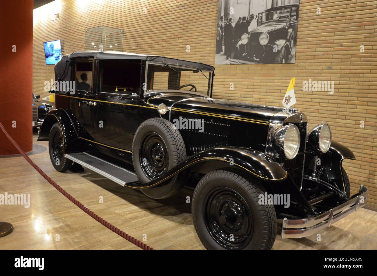 Pope Pius XI' and his Graham Paige - Type 837 at the Vatican in