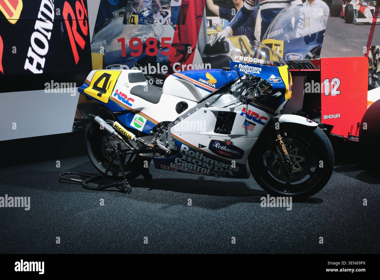 Rothmans honda hrc hi-res stock photography and images - Alamy