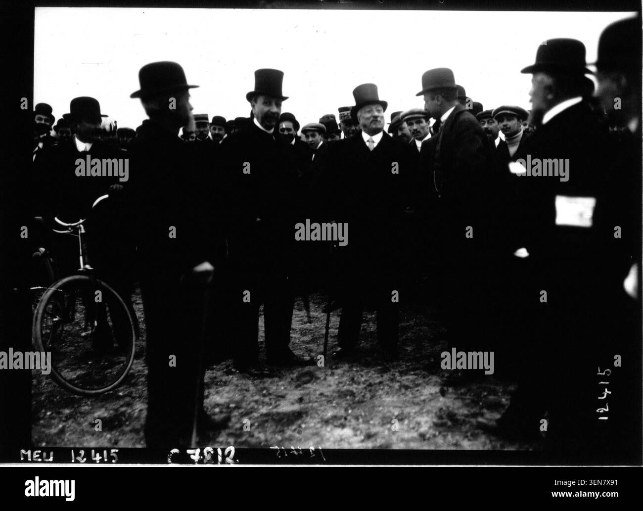 Louis Blériot, Ernest Monis, Bateaux, and Louis Lépine appear in a 1911 press photograph connected with the Paris-Madrid accident. The image records the named participants associated with the incident. Stock Photo