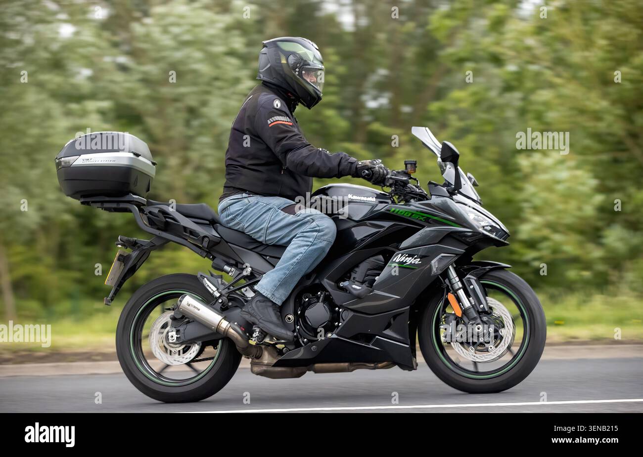 Kawasaki ninja zx hi-res stock photography and images - Alamy