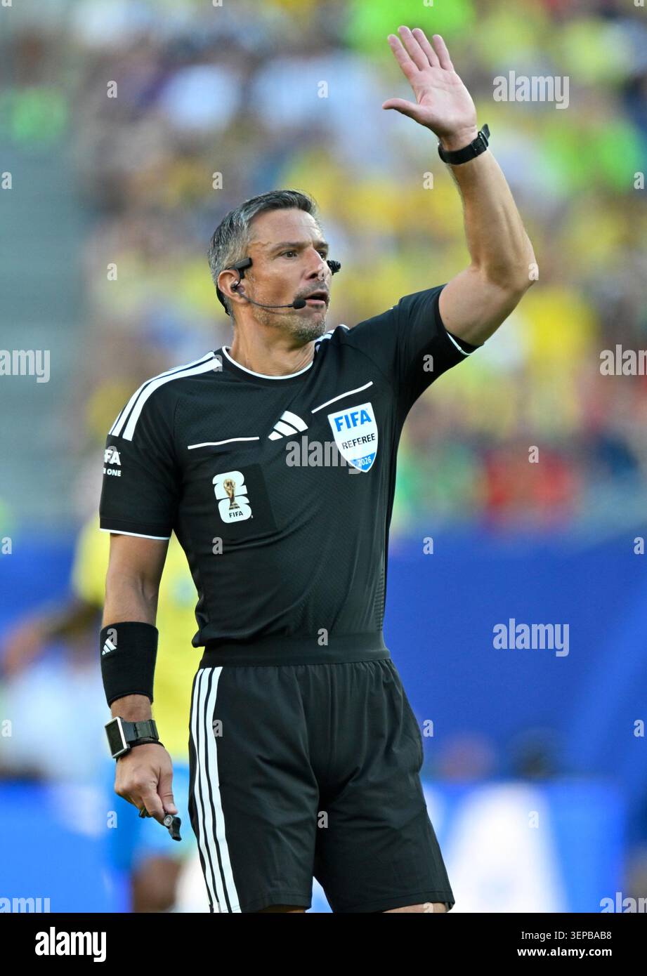 referee-slavko-vincic-slovenia-east-rutherford-june-13-2026-soccer