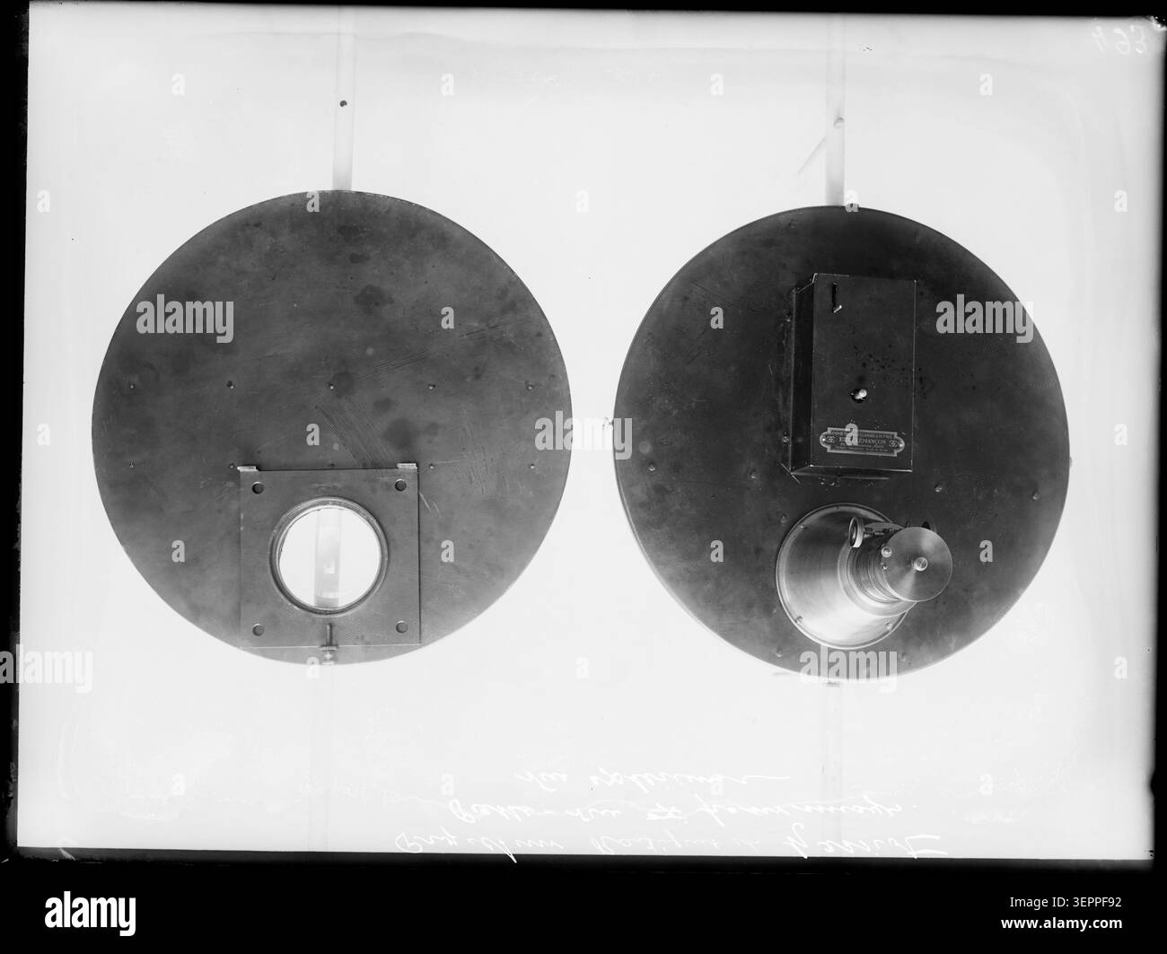 Technology Form 1925 A cinema projector equipped with a pass-slide mechanism operates in ...