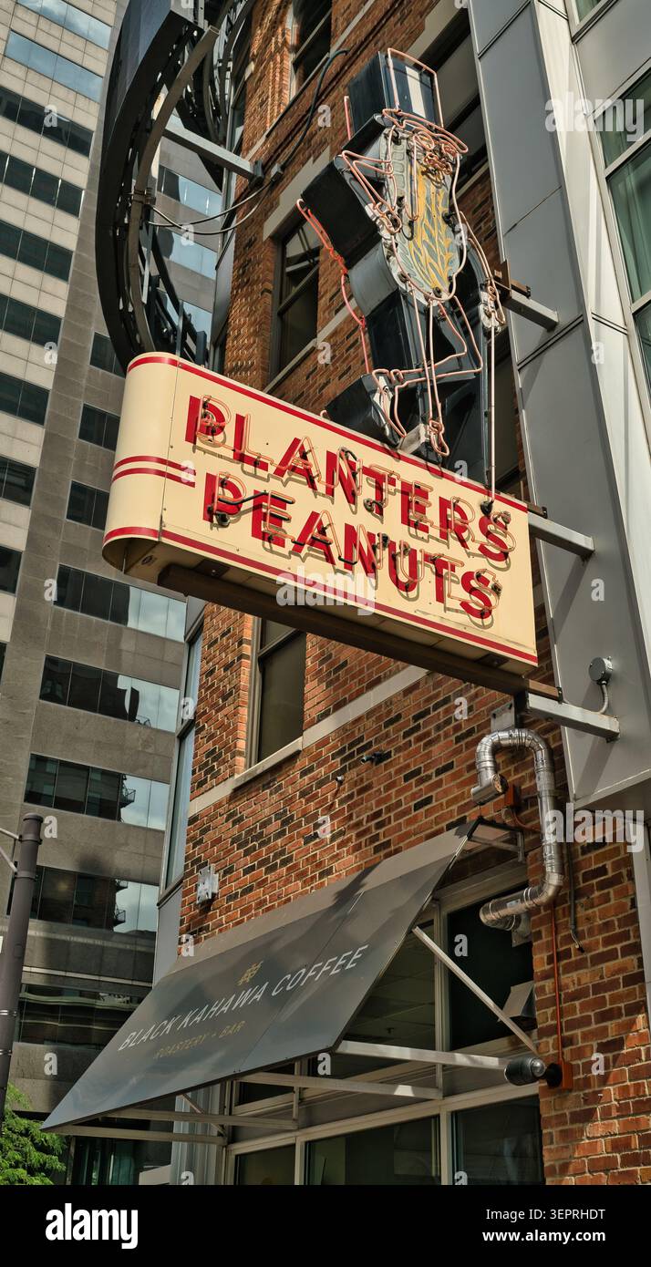 ヴィンテージ』Planters Peanuts ネオンクロック 掛け時計 【公式通販】
