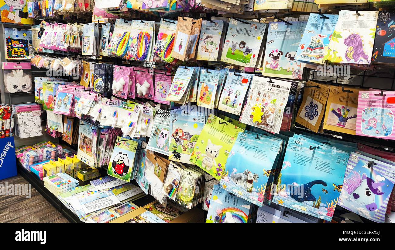 Tedi discount store hi-res stock photography and images