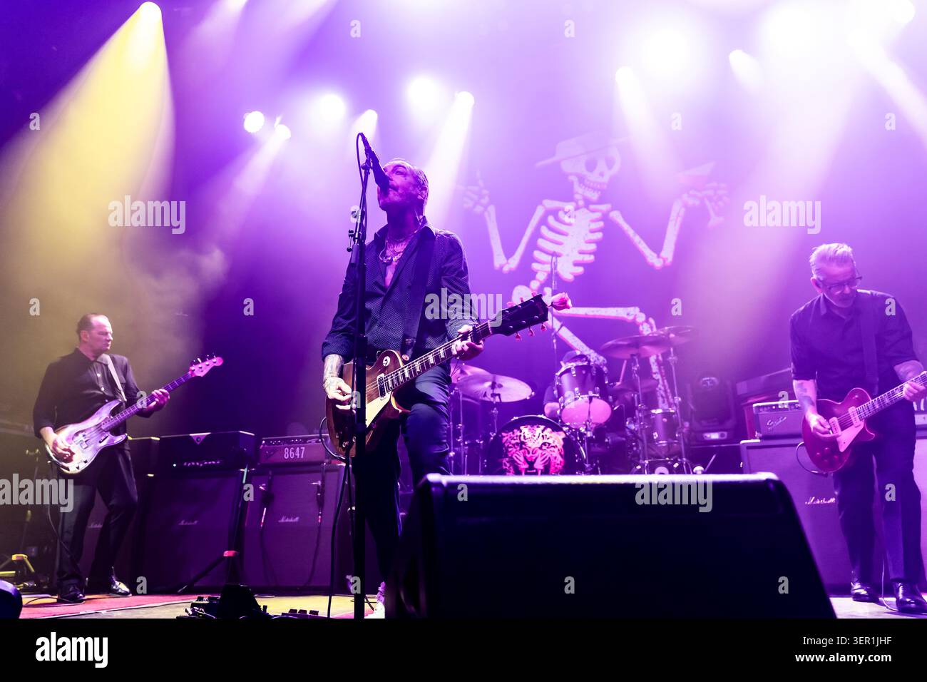 IPA85763279 - London: Social Distortion live at Koko. Pictured: Mike ...