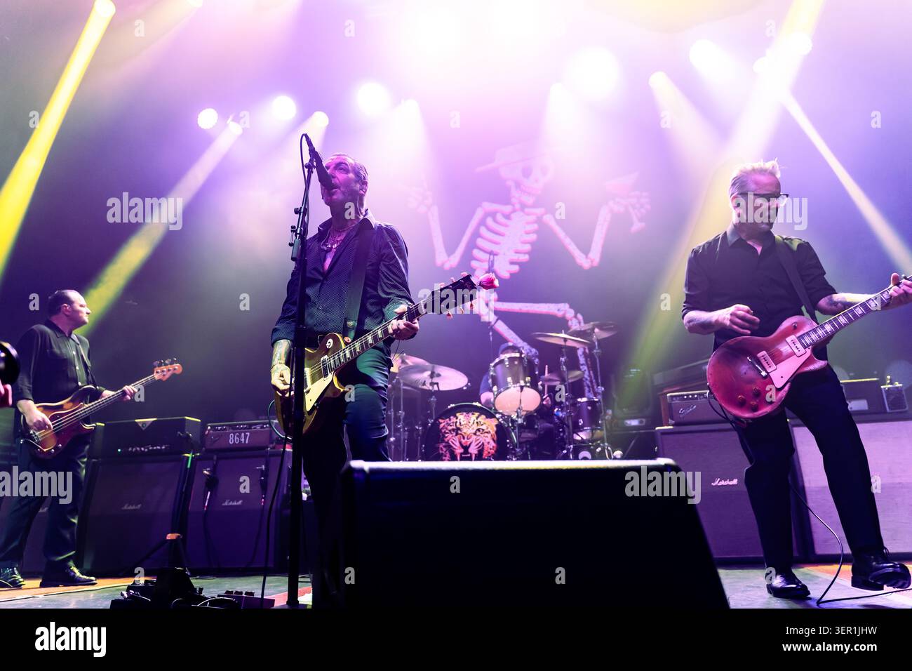 IPA85763278 - London: Social Distortion live at Koko. Pictured: Mike ...