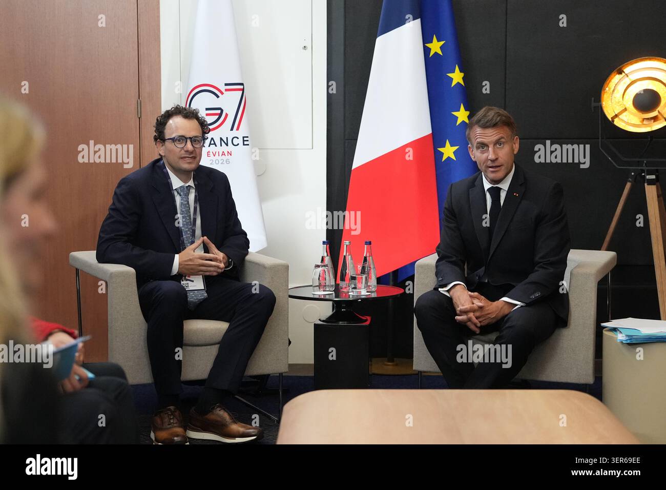 French President Emmanuel Macron, right, meets with the CEO of Anthropic Dario Amodei during a bilateral meeting on the sidelines of the G7 summit in Evian-les-Bains, France, Wednesday, June 17, 2026. (AP Photo/Thibault Camus, Pool) Stock Photo