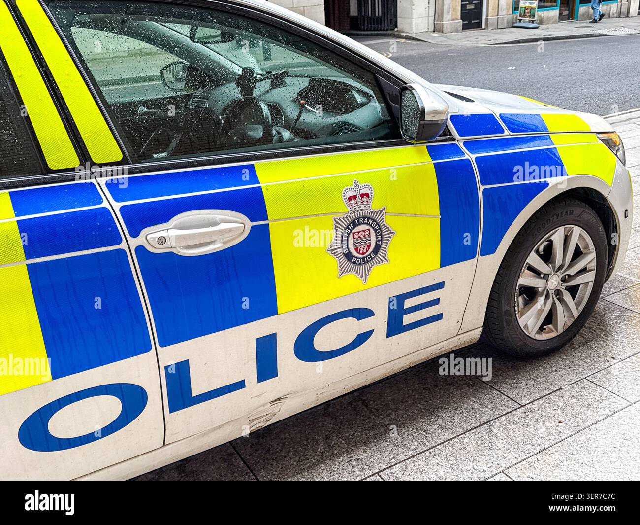 British transport police logo hi-res stock photography and images