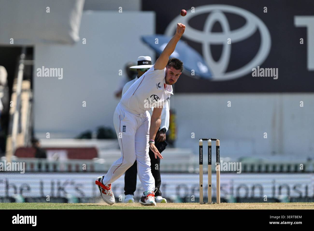 London England 19 June 2026 Josh Tongue Of England During The Second london-england-19-june-2026-josh-tongue-of-england-during-the-second