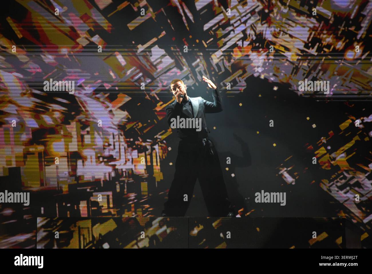 ricky-martin-performed-at-the-arena-as-part-of-the-ricky-martin-live