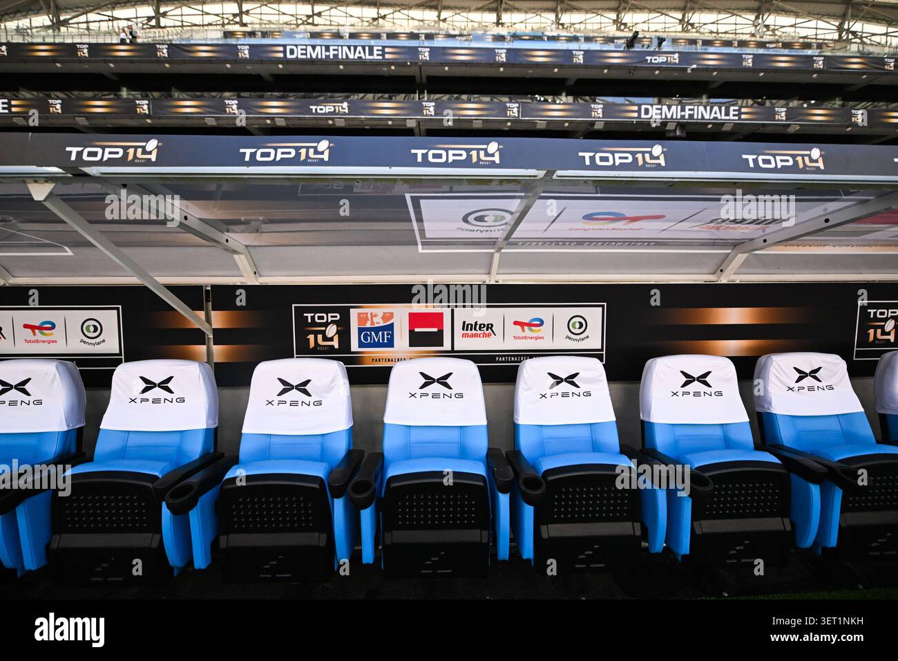 illustration-during-the-top-14-2025-2026-semi-final-match-between