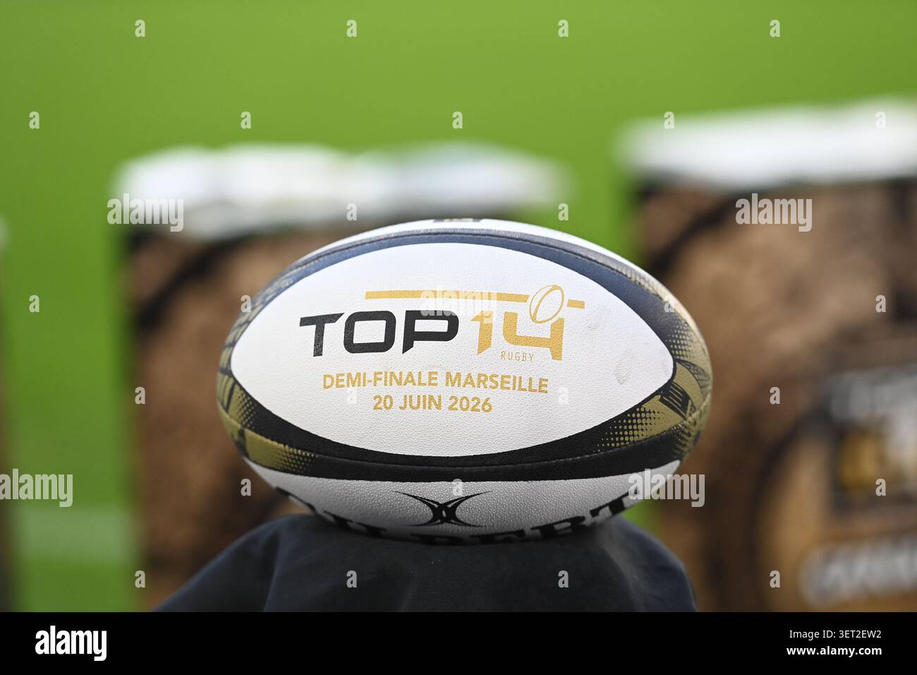 illustration-during-the-top-14-2025-2026-semi-final-match-between