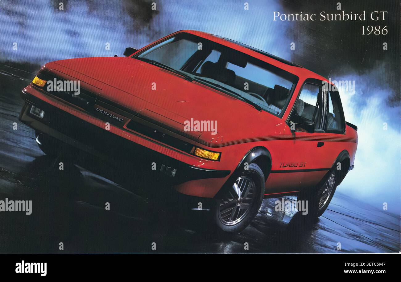 Pontiac sunbird hi-res stock photography and images - Alamy
