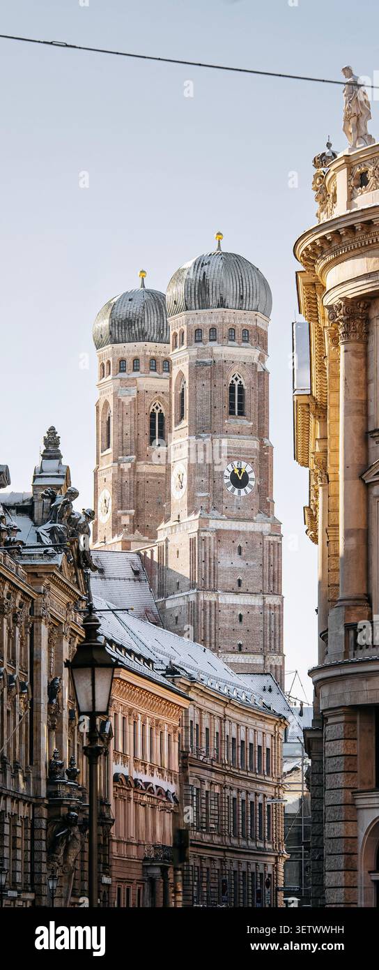 Twin onion domed towers hi-res stock photography and images - Alamy