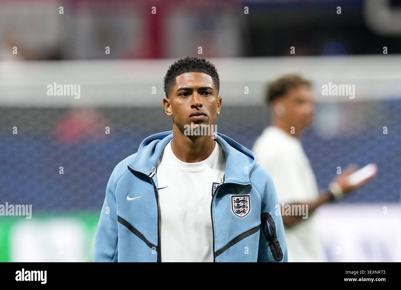 england-s-jude-bellingham-ahead-of-the-fifa-world-cup-round-of-32-match