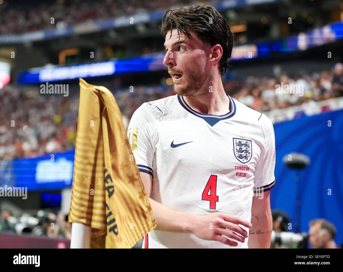 Declan Rice (England, #4) bereitet einen Eckstoss vor. USA, FIFA ...