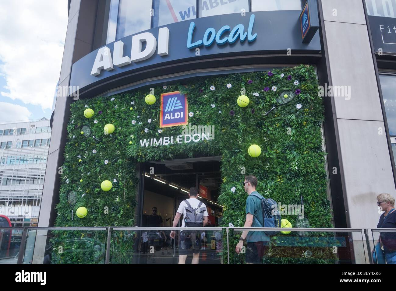 Aldi Racket Wimbledon championships 2026 hi-res stock photography and images - Alamy