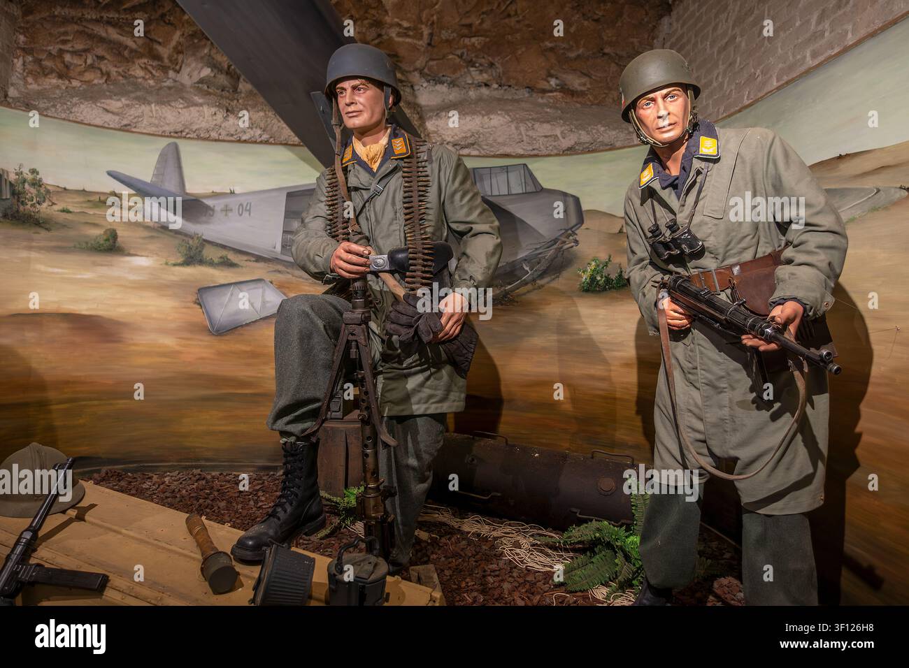 German fallschirmjager hi-res stock photography and images - Alamy