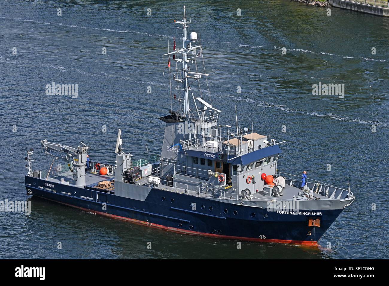 Offshore support ship FORTUNA KINGFISHER passing the Kiel canal Stock Photo