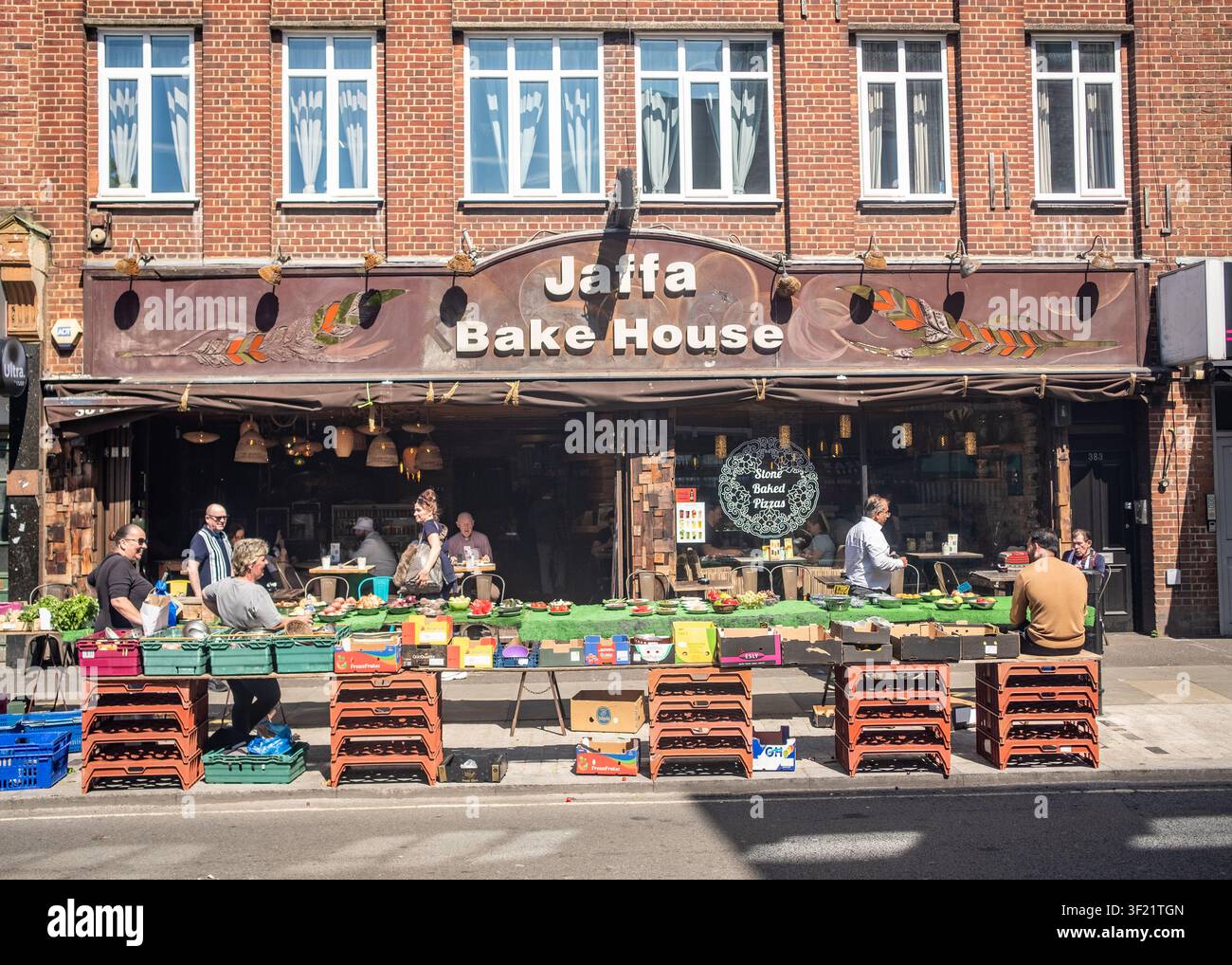 North end road market fulham hi-res stock photography and images - Ala