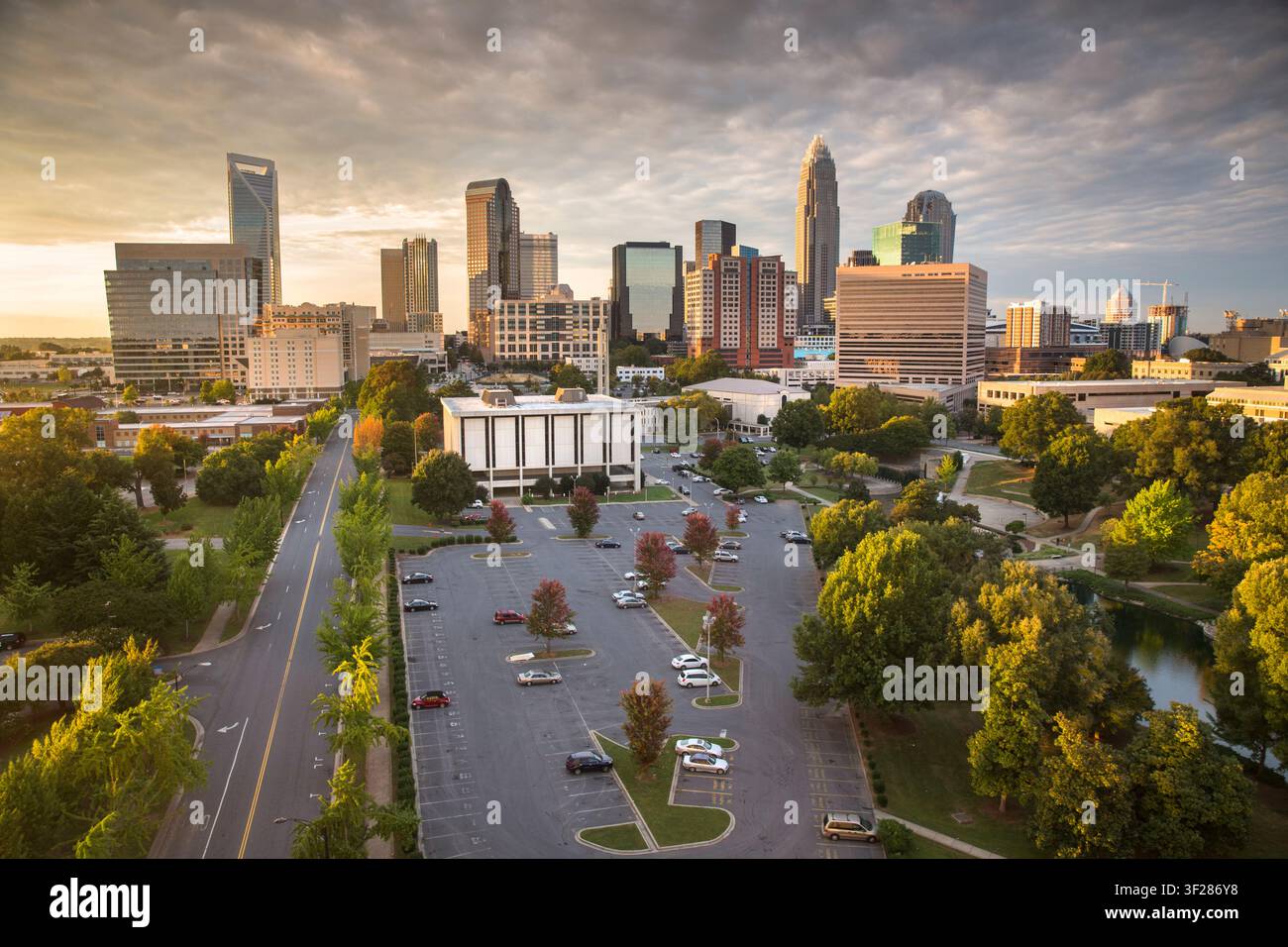 Charlotte north carolina panoramic hi-res stock photography and