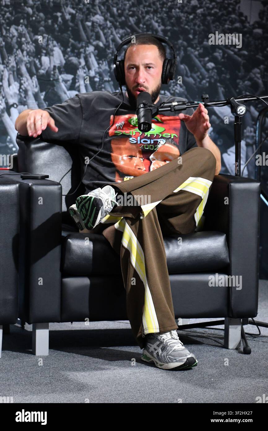 Mike majlak hi-res stock photography and images - Alamy