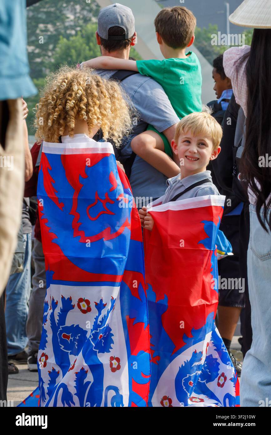 England vs france world cup 2026 hi-res stock photography and images ...