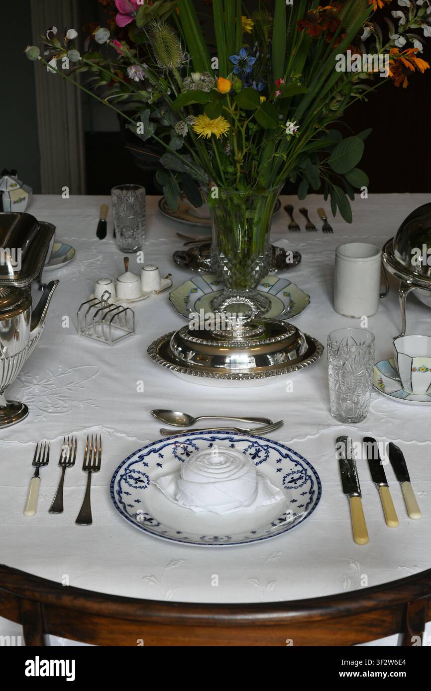 1930s dining table setting Stock Photo