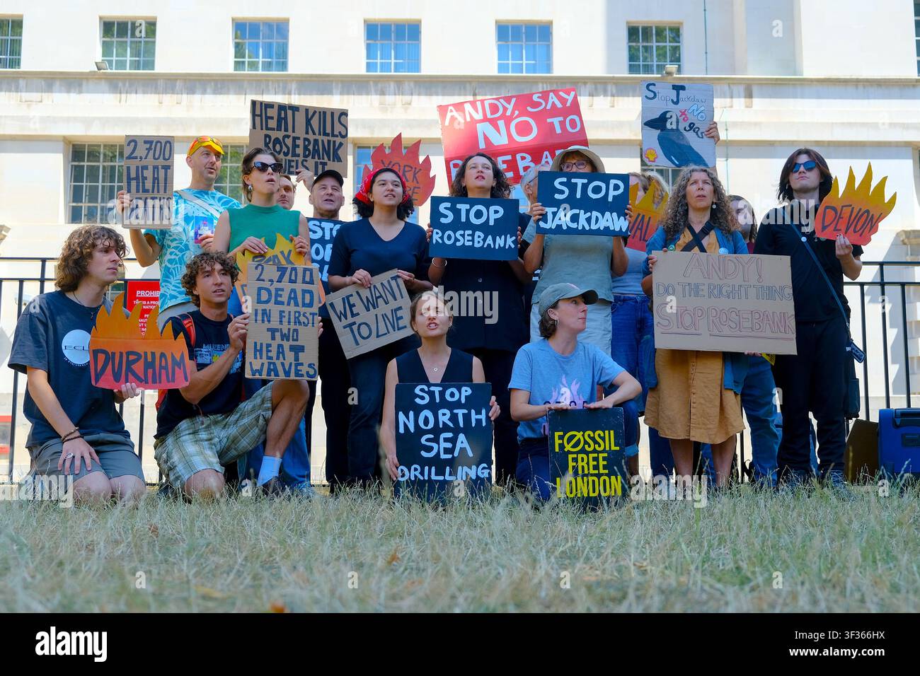 Stop jackdaw protest hi-res stock photography and images - Alamy