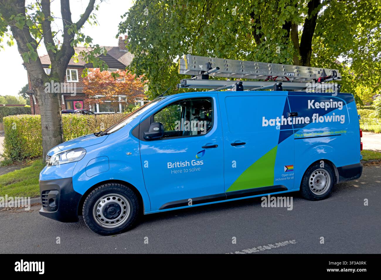 British Gas “Keeping bathtime flowing” service van attending a domestic job in the Cheshire village of Antrobus, England, UK. Stock Photo